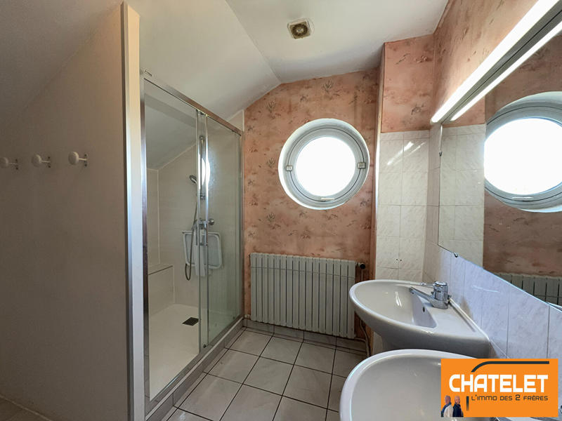 Maison - 102 m² - 5 pièces