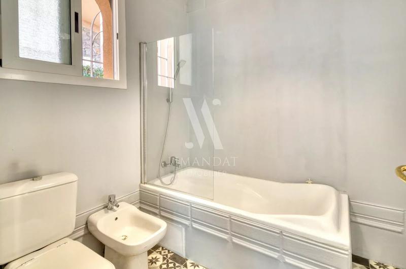 Appartement - 111 m² - 4 pièces