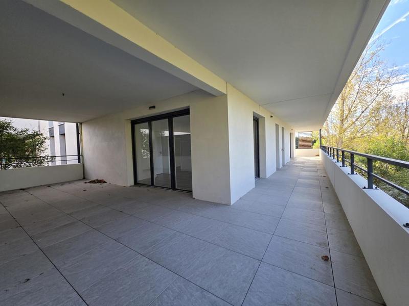 Appartement - 95 m² - 4 pièces