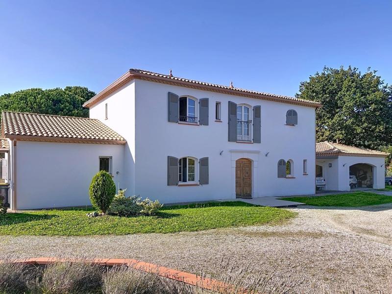 Villa - 200 m² - 7 pièces