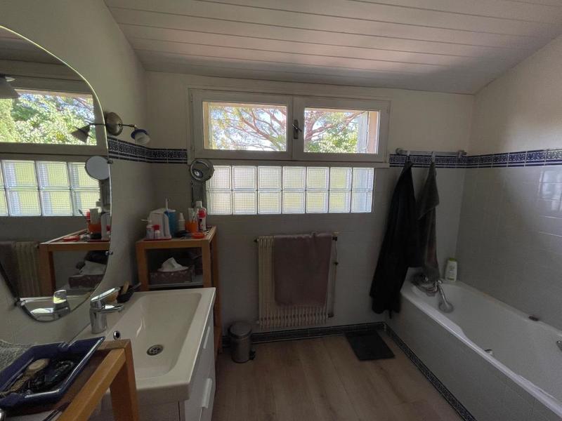 Maison - 211 m² - 6 pièces