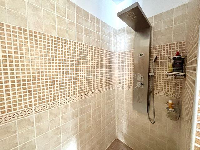 Maison traditionnelle - 136 m² - 6 pièces