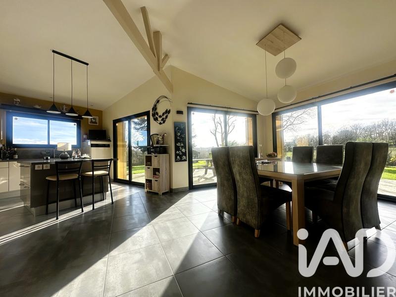 Maison - 188 m² - 7 pièces