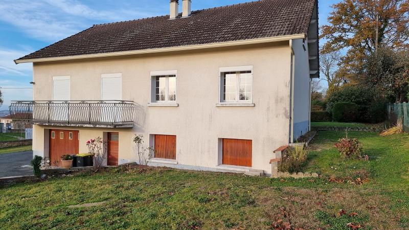 Maison - 110 m² - 5 pièces