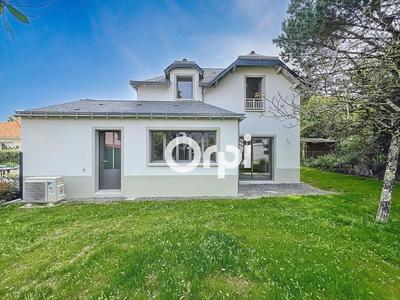 Maison - 133 m² - 5 pièces