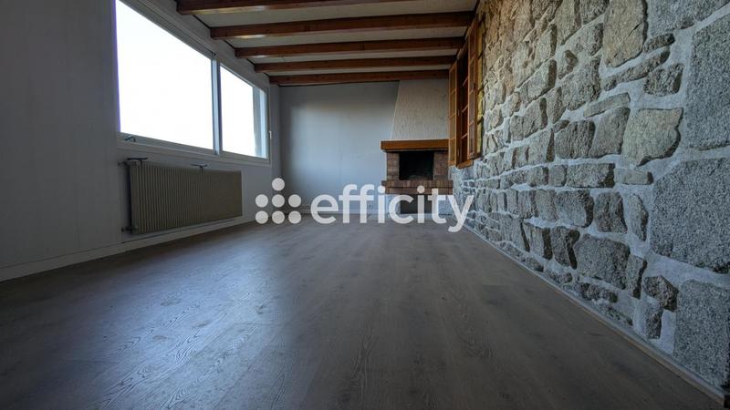 Maison - 96 m² - 5 pièces