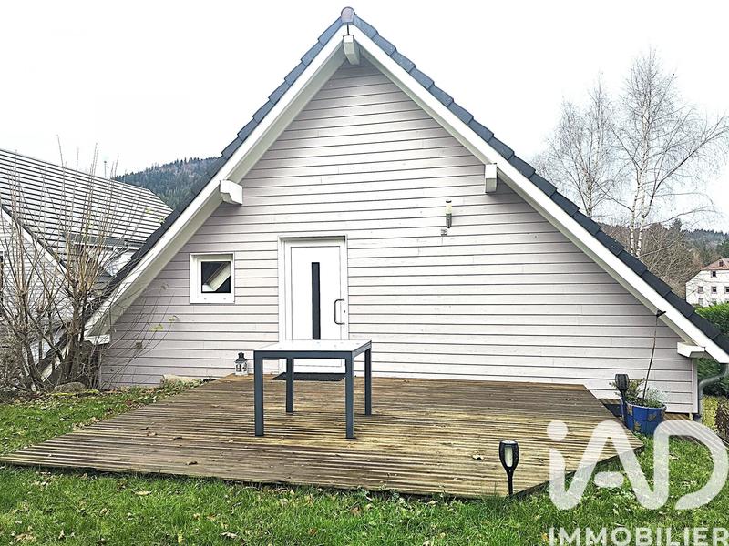 Maison - 210 m² - 7 pièces