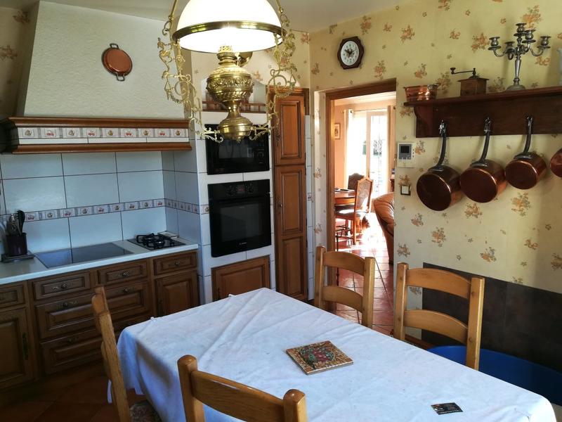 Maison - 210 m² - 6 pièces