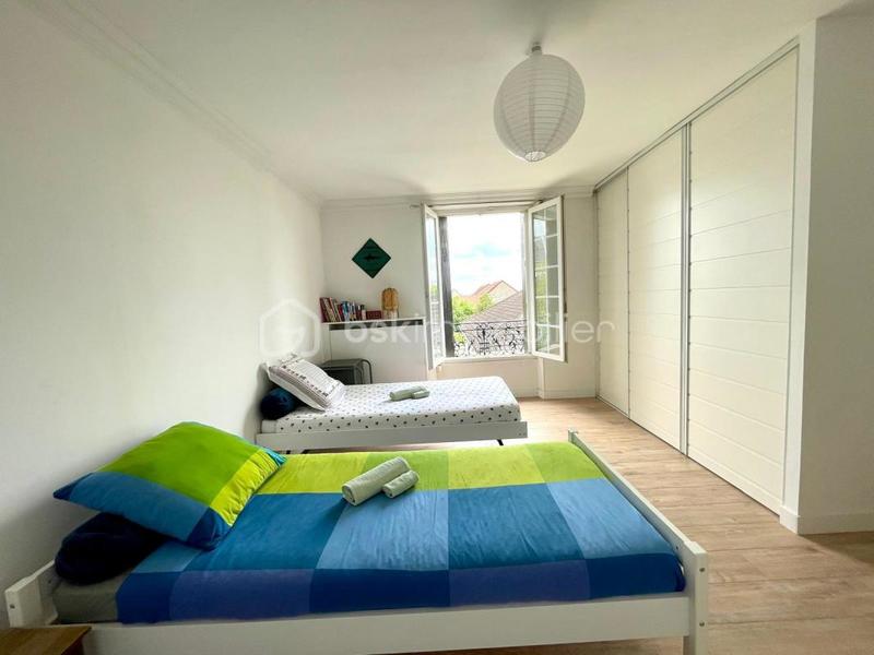 Maison en pierre - 190 m² - 7 pièces