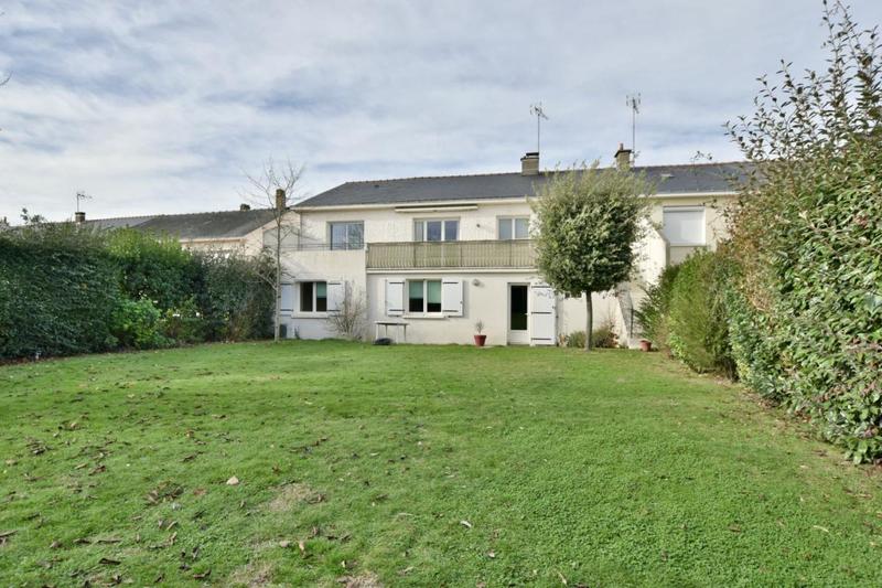 Maison - 226 m² - 7 pièces
