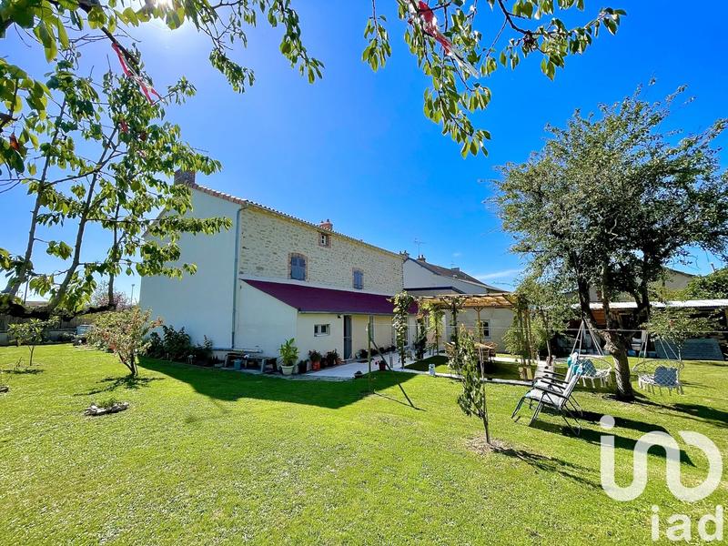 Maison de village - 198 m² - 9 pièces