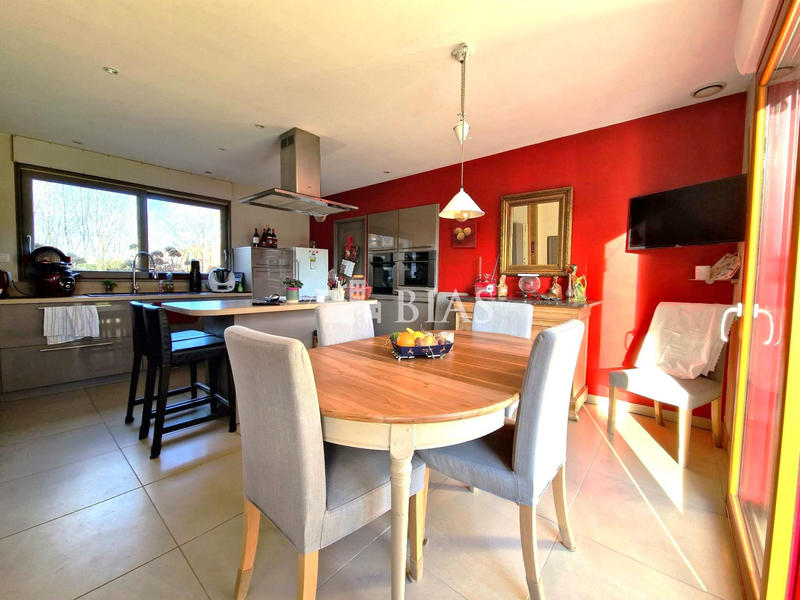 Maison - 160 m² - 5 pièces