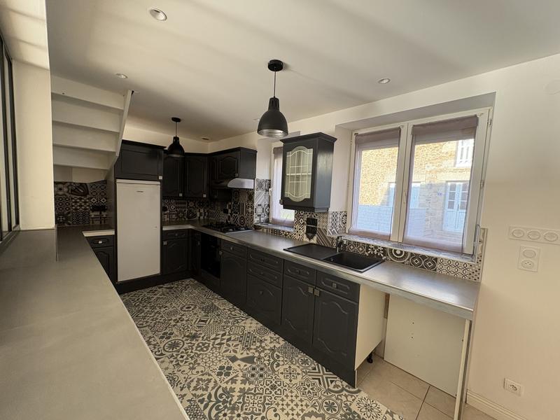 Maison - 117 m² - 7 pièces