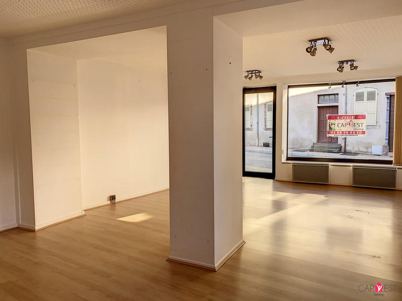 Local commercial - 61 m² - 3 pièces