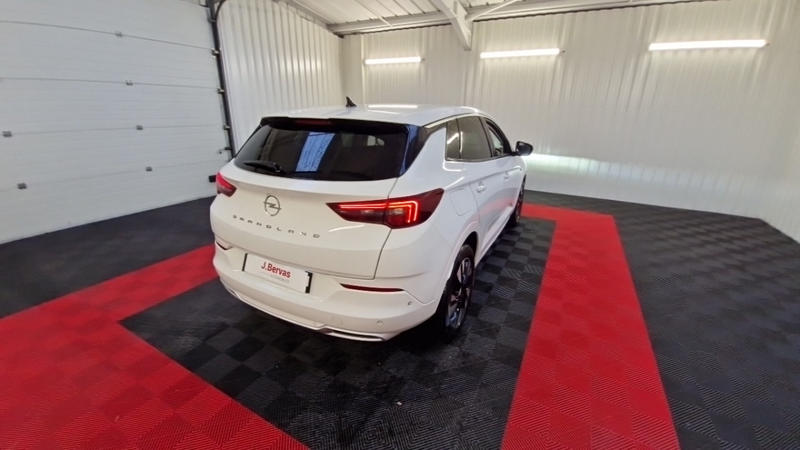 Opel grandland 1.5 Diesel 130ch Elegance Business Auto