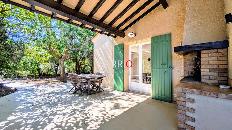 Villa - 280 m² - 9 pièces