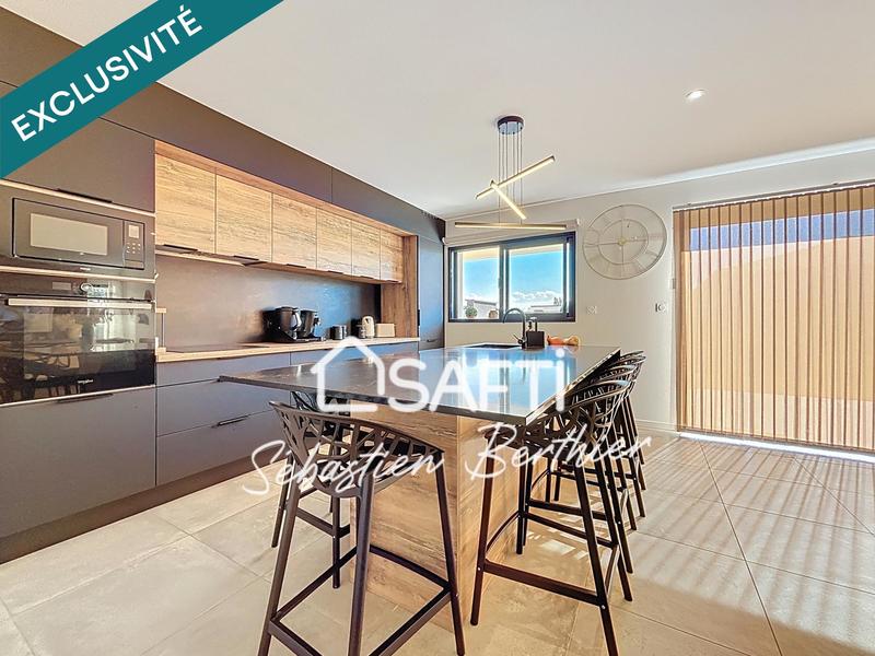 Maison - 140 m² - 5 pièces