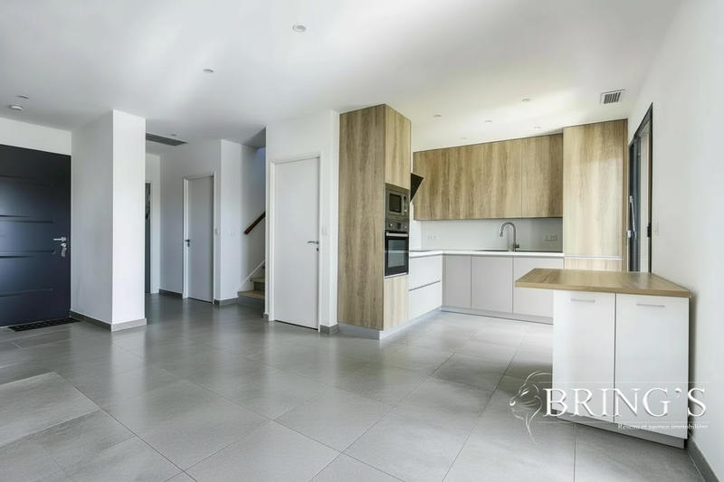 Villa - 110 m² - 4 pièces