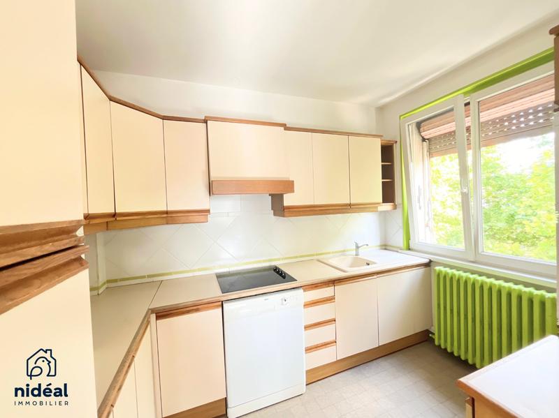 Appartement - 80 m² - 4 pièces