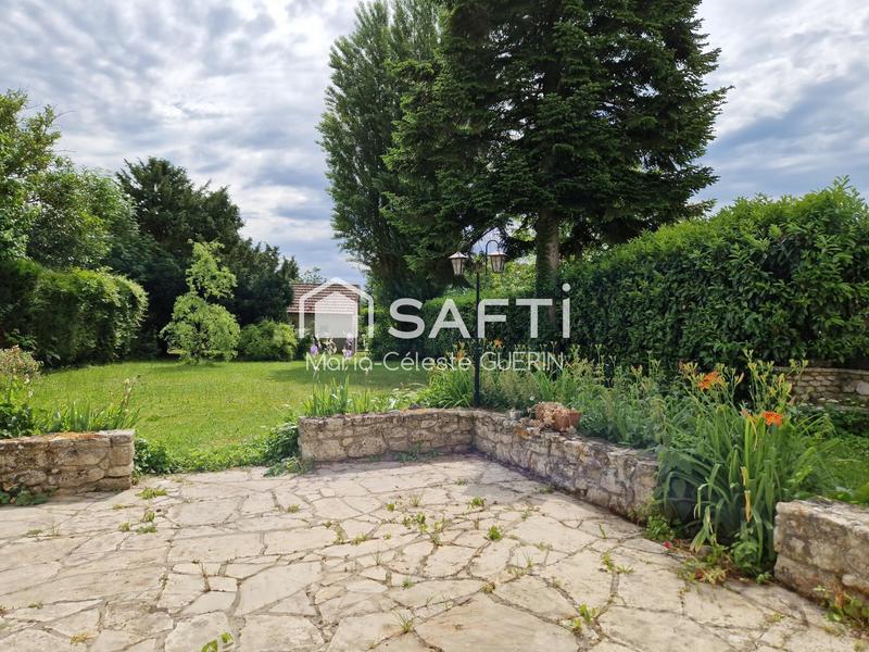 Maison - 248 m² - 7 pièces