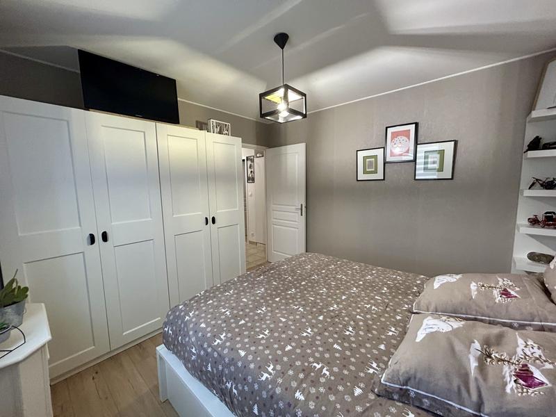 Maison - 92 m² - 5 pièces