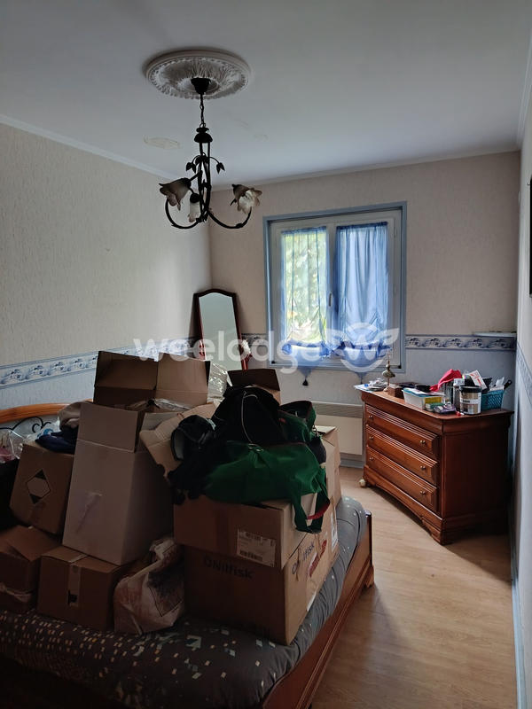 Maison - 143 m² - 7 pièces