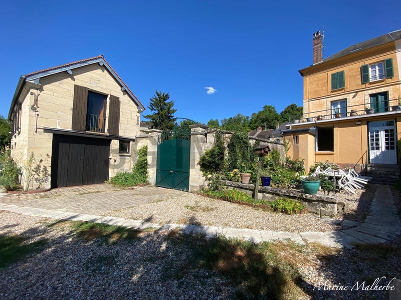 Villa - 168 m² - 6 pièces