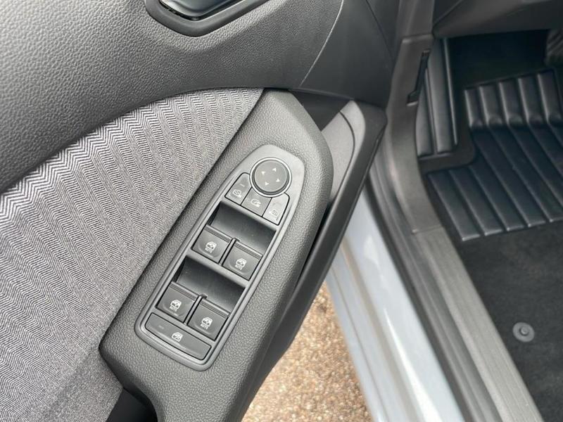 Renault Clio V E-Tech full hybrid 145 ch Gsr2 Techno