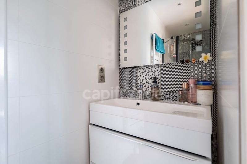 Maison - 215 m² - 6 pièces