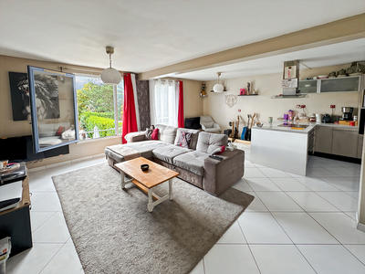 Maison - 88 m² - 5 pièces