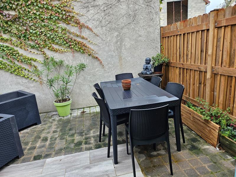Maison - 97 m² - 5 pièces