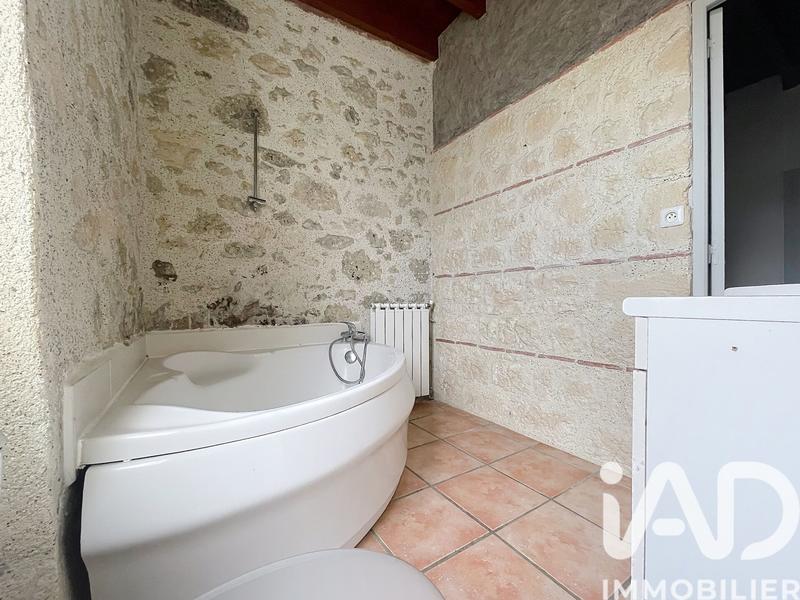 Maison - 270 m² - 10 pièces