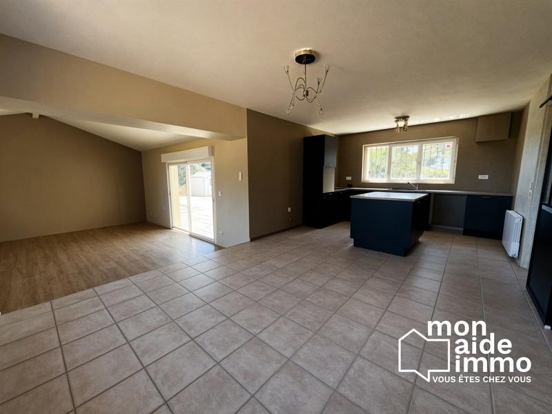 Maison - 101 m² - 4 pièces