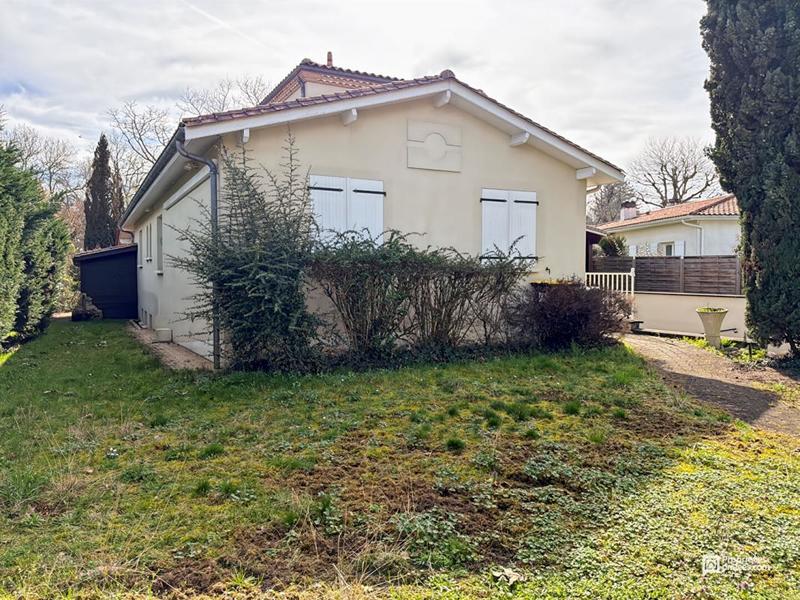 Maison - 157 m² - 7 pièces
