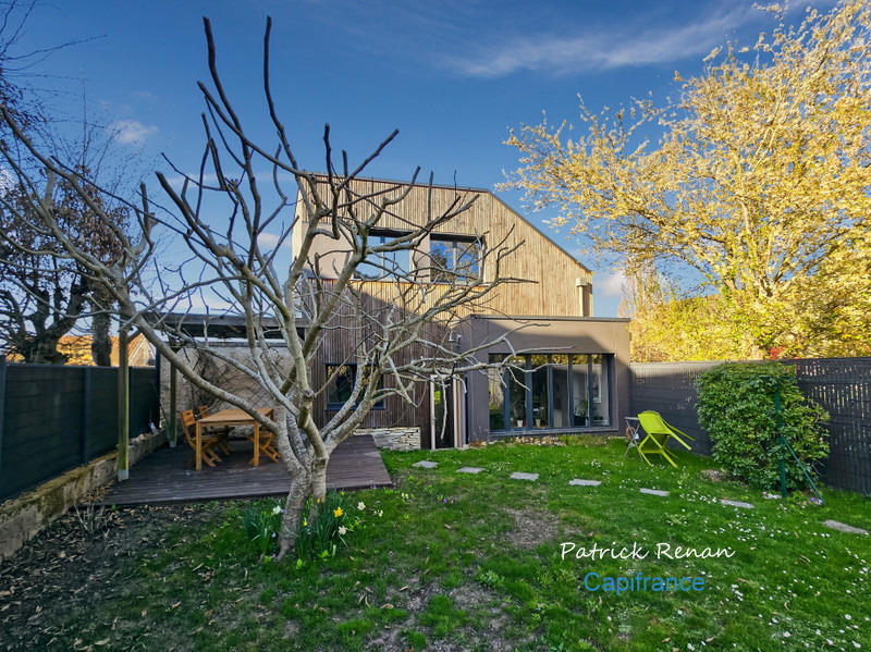 Maison - 105 m² - 6 pièces