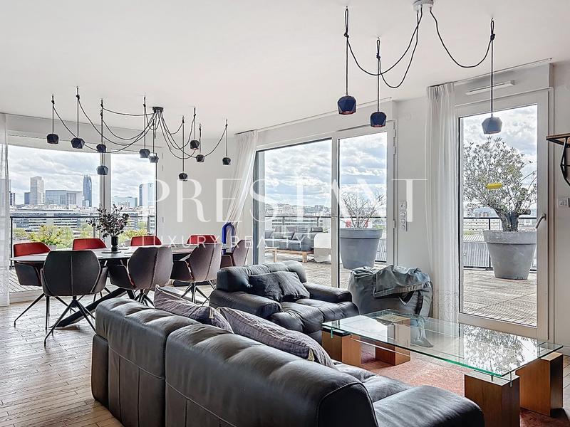 Appartement - 107 m² - 4 pièces