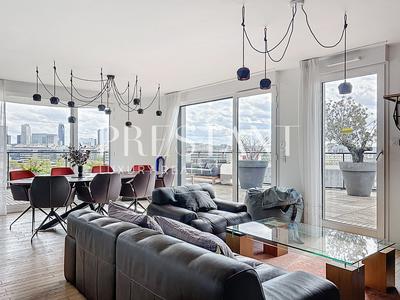 Appartement - 107 m² - 4 pièces