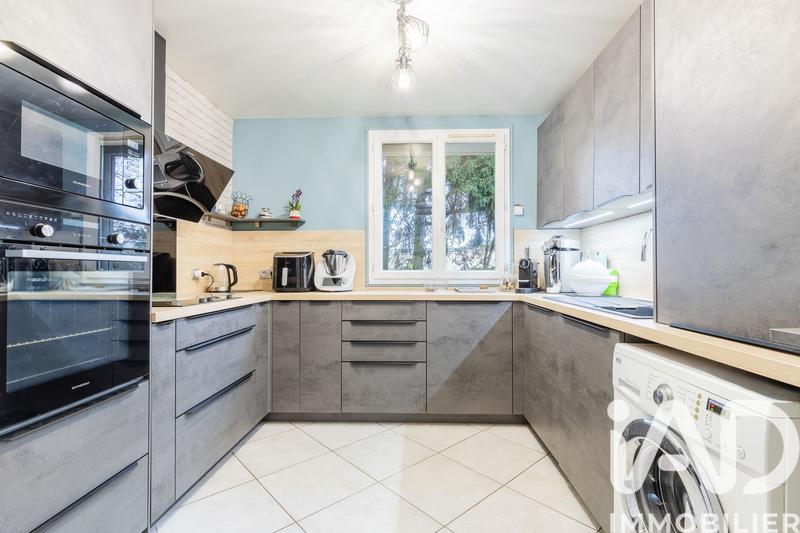 Appartement - 92 m² - 4 pièces