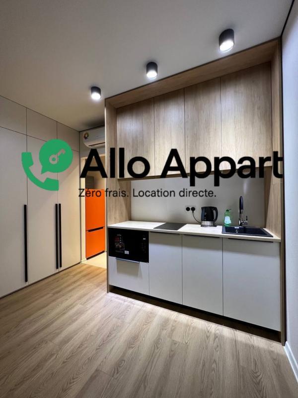 Studio - 24 m² - 1 pièce