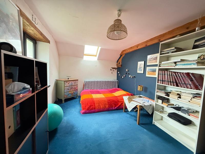 Propriété - 224 m² - 7 pièces