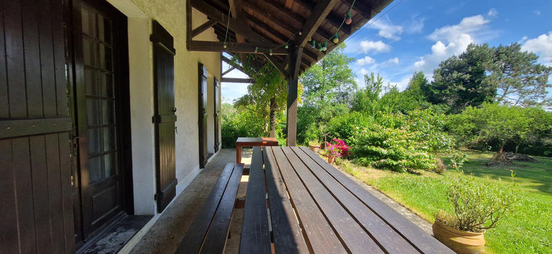 Maison - 195 m² - 7 pièces