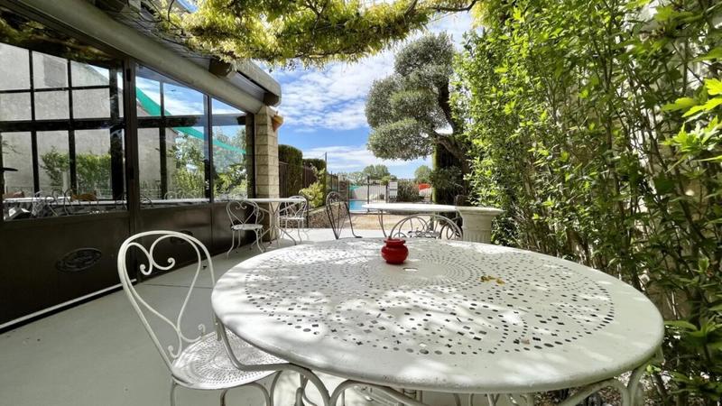 Villa - 600 m² - 22 pièces