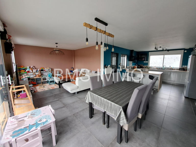 Maison - 160 m² - 6 pièces