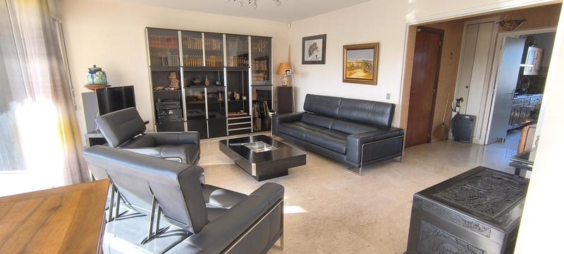 Appartement - 96 m² - 4 pièces