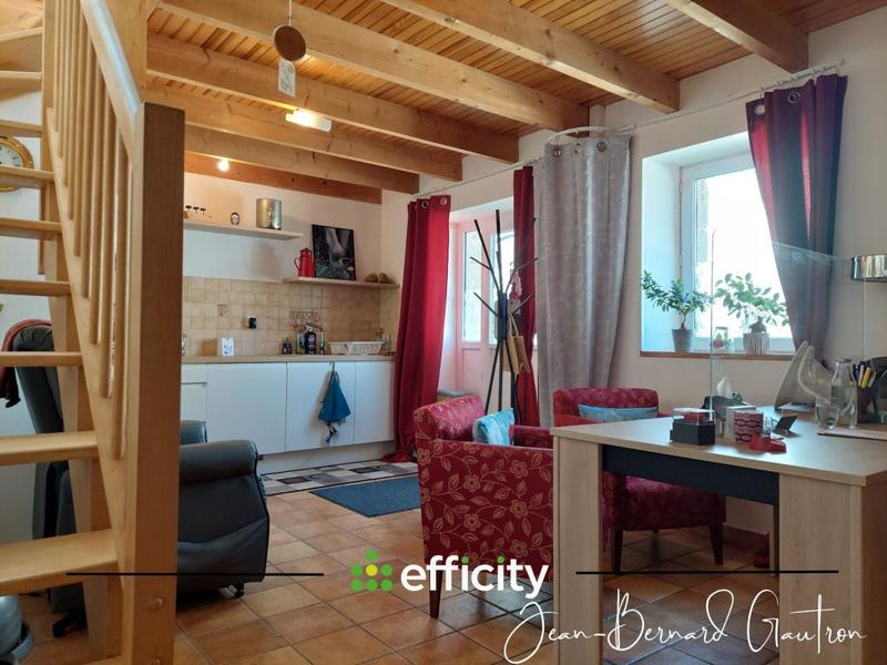 Maison - 330 m² - 14 pièces