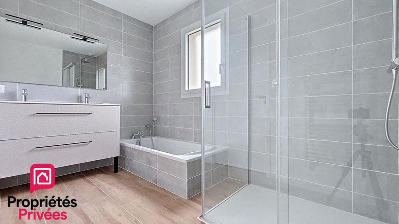 Maison - 155 m² - 5 pièces