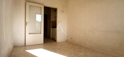 Appartement - 18 m² - 1 pièce