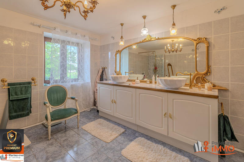 Ferme - 229 m² - 5 pièces