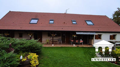 Maison ancienne - 208 m² - 9 pièces