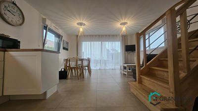 Maison - 102 m² - 4 pièces